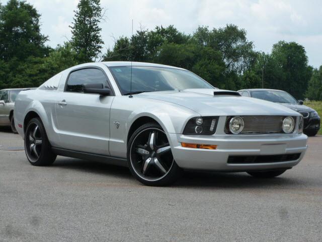 Photo of 2009 Ford Mustang