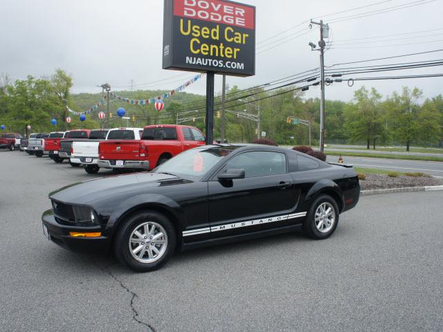 Photo of 2007 Ford Mustang