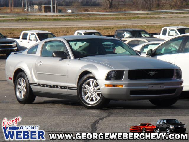 Photo of 2008 Ford Mustang