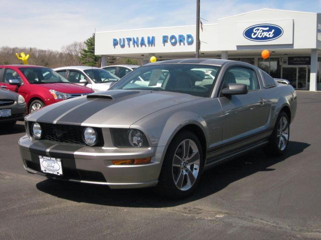 Photo of 2008 Ford Mustang