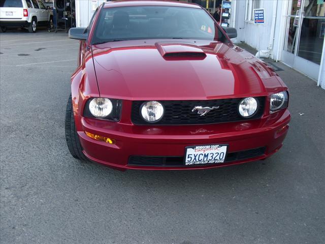 Photo of 2007 Ford Mustang