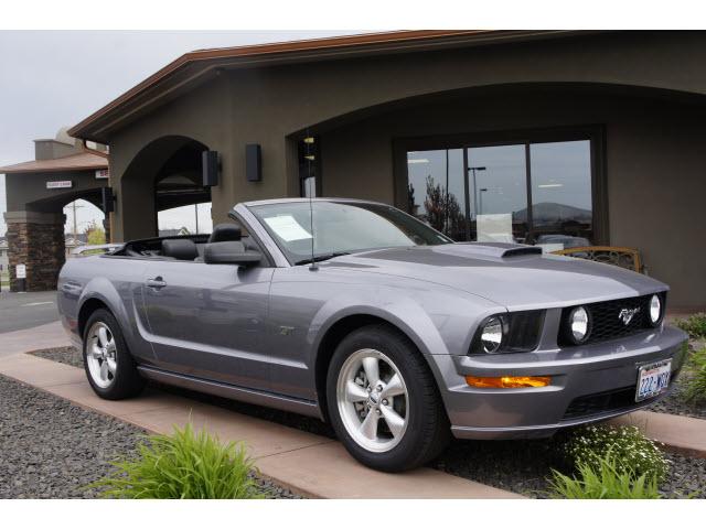 Photo of 2007 Ford Mustang