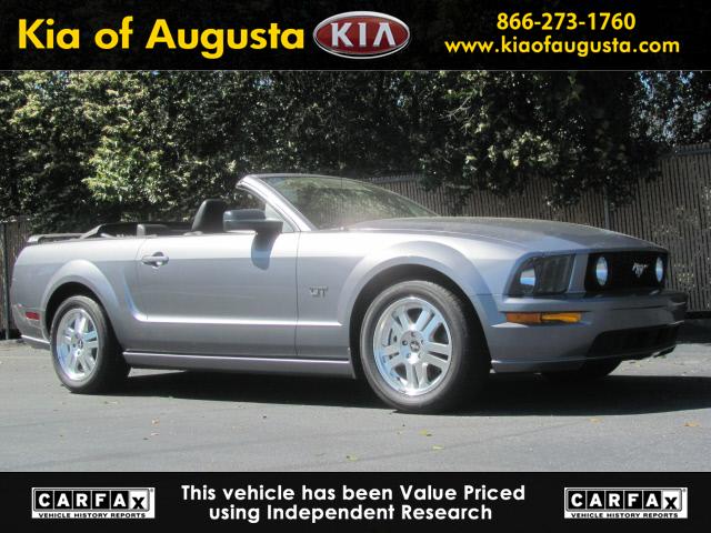 Photo of 2007 Ford Mustang