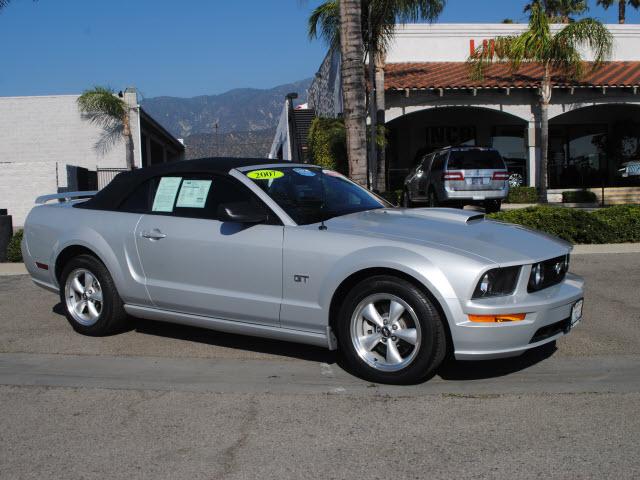Photo of 2007 Ford Mustang