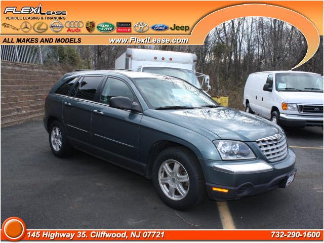 Photo of 2006 Chrysler Pacifica