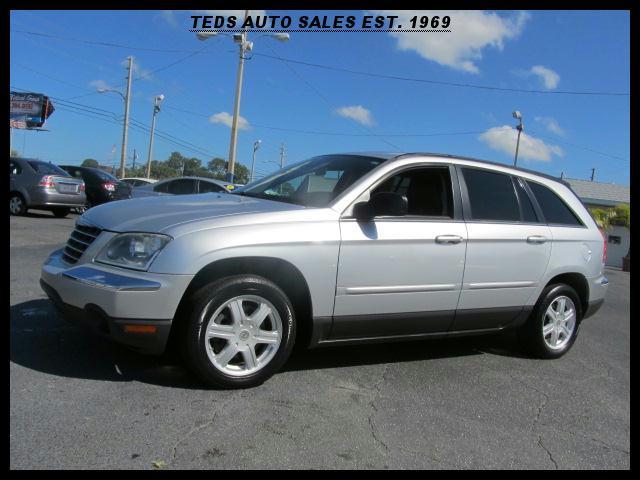 Photo of 2006 Chrysler Pacifica