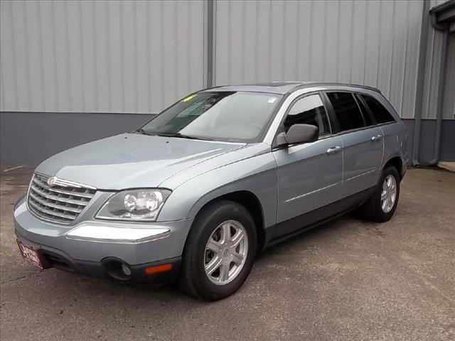 Photo of 2006 Chrysler Pacifica