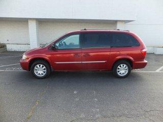 Photo of 2006 Chrysler Town & Country
