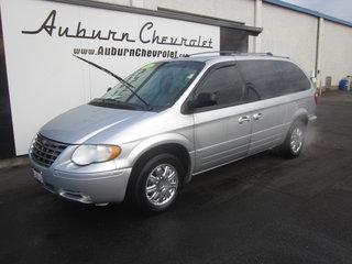 Photo of 2006 Chrysler Town & Country