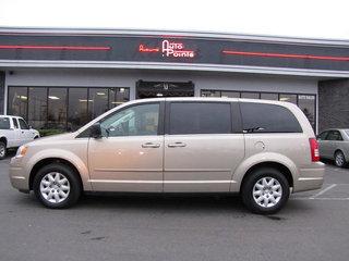 Photo of 2009 Chrysler Town & Country