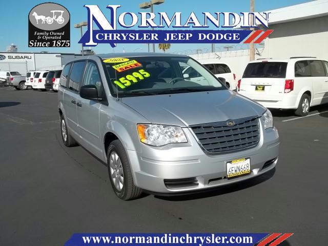 Photo of 2008 Chrysler Town & Country