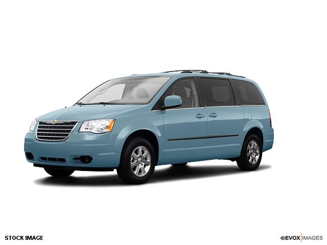 Photo of 2009 Chrysler Town & Country