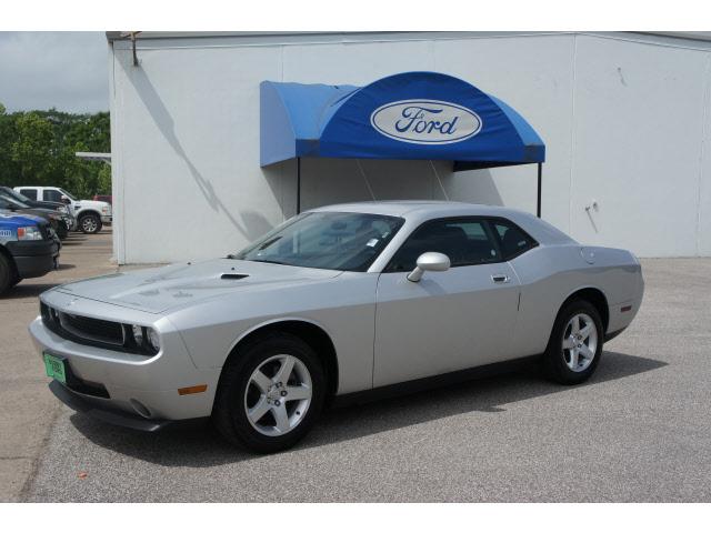 Photo of 2010 Dodge Challenger