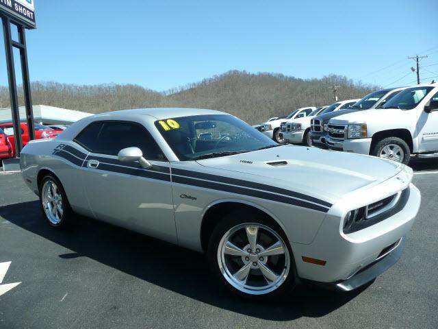 Photo of 2010 Dodge Challenger