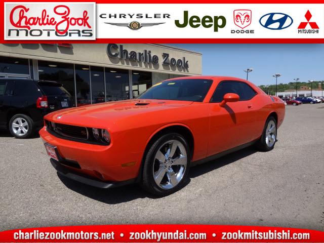 Photo of 2010 Dodge Challenger