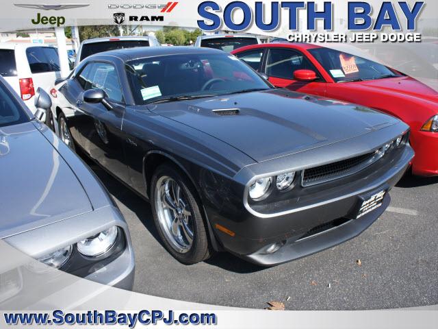 Photo of 2011 Dodge Challenger