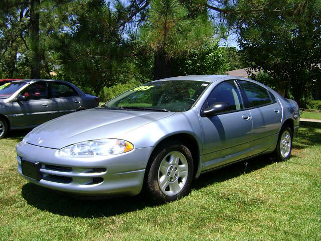 Photo of 2004 Dodge Intrepid