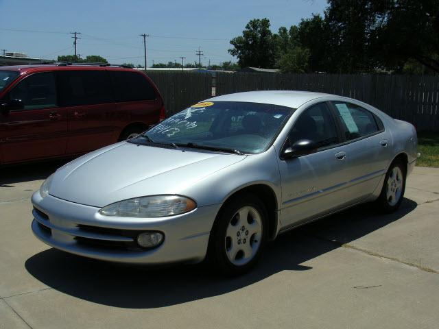 Photo of 2000 Dodge Intrepid