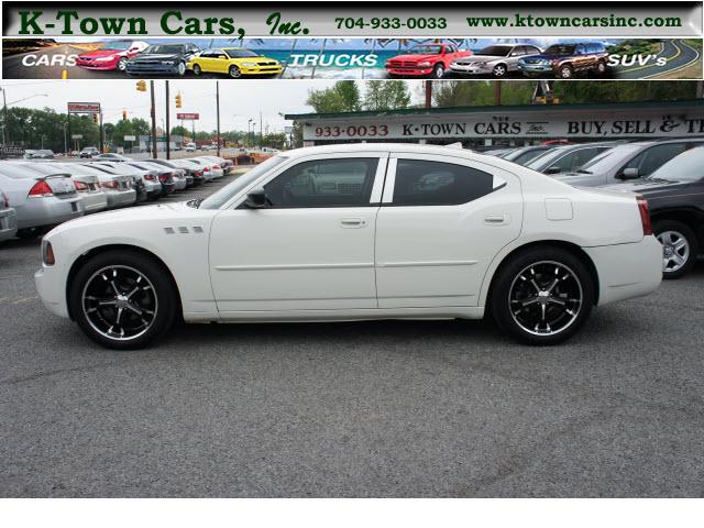 Photo of 2006 Dodge Charger