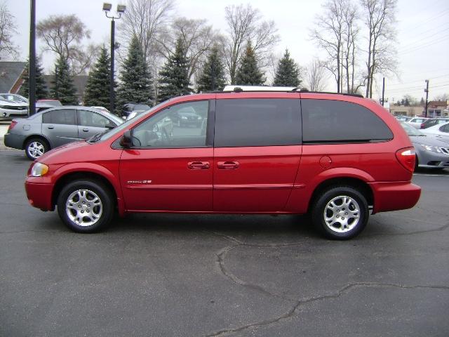 Photo of 2001 Dodge Grand Caravan