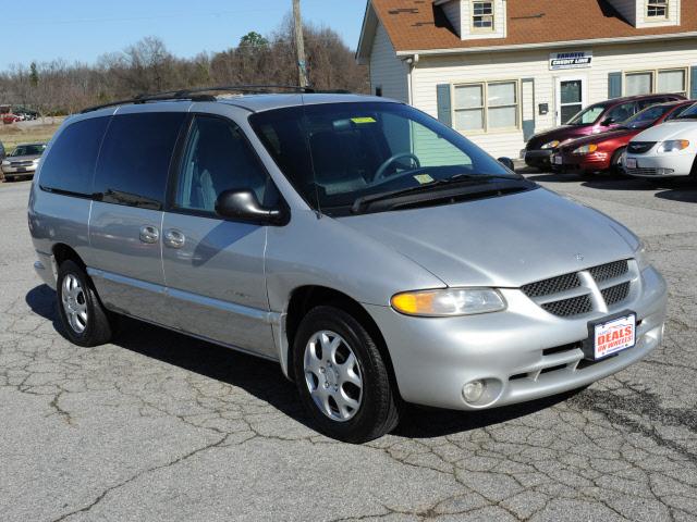 Photo of 2000 Dodge Grand Caravan