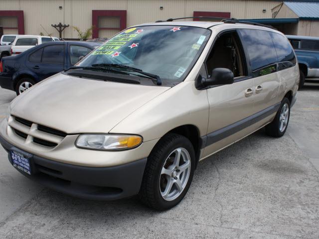 Photo of 2000 Dodge Grand Caravan