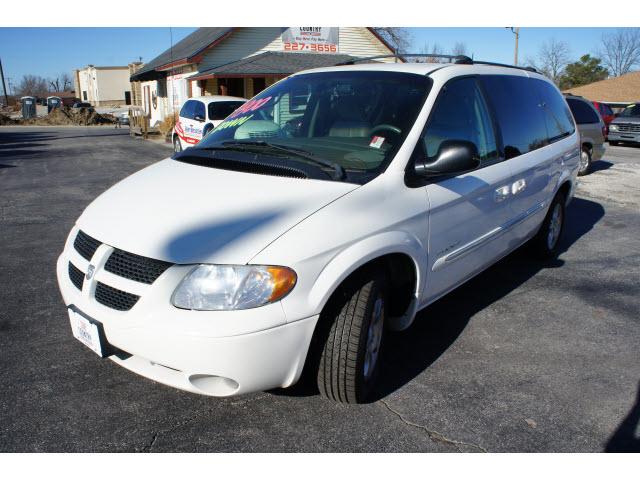 Photo of 2001 Dodge Grand Caravan