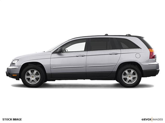 Photo of 2005 Chrysler Pacifica