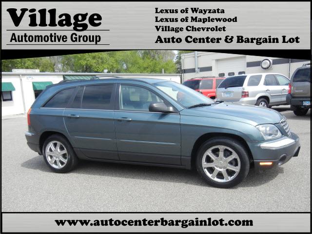 Photo of 2005 Chrysler Pacifica