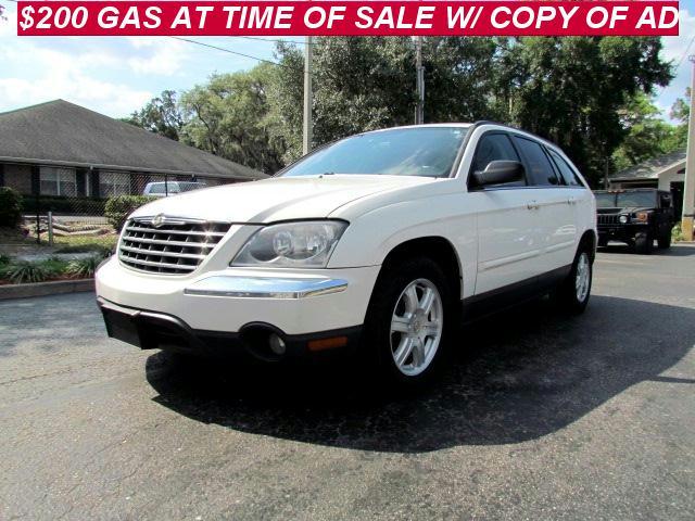 Photo of 2005 Chrysler Pacifica