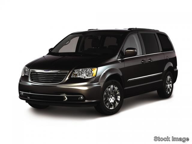 Photo of 2012 Chrysler Town & Country
