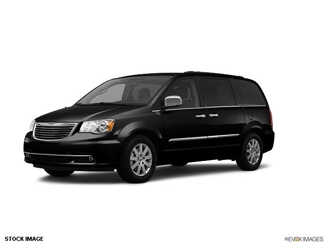 Photo of 2012 Chrysler Town & Country