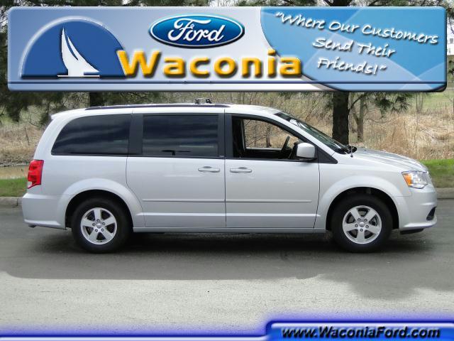 Photo of 2012 Dodge GRAND CARAVAN