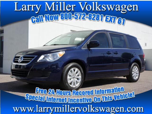 Photo of 2012 Volkswagen Routan