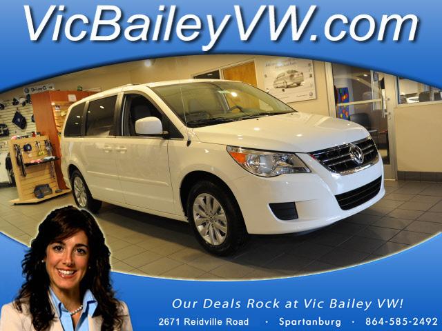 Photo of 2012 Volkswagen Routan