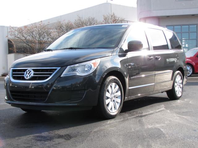 Photo of 2012 Volkswagen Routan