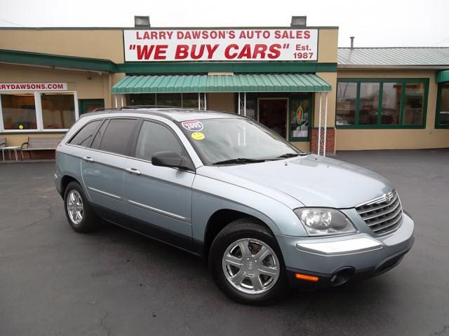Photo of 2005 Chrysler Pacifica