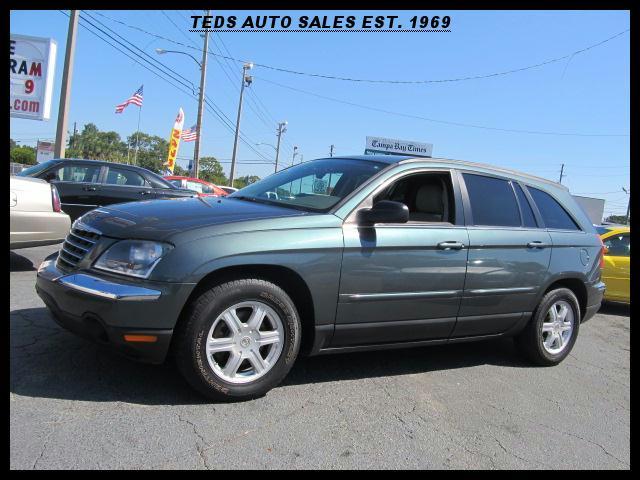 Photo of 2004 Chrysler Pacifica