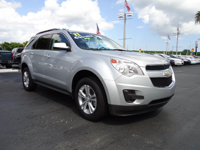Photo of 2011 Chevrolet Equinox