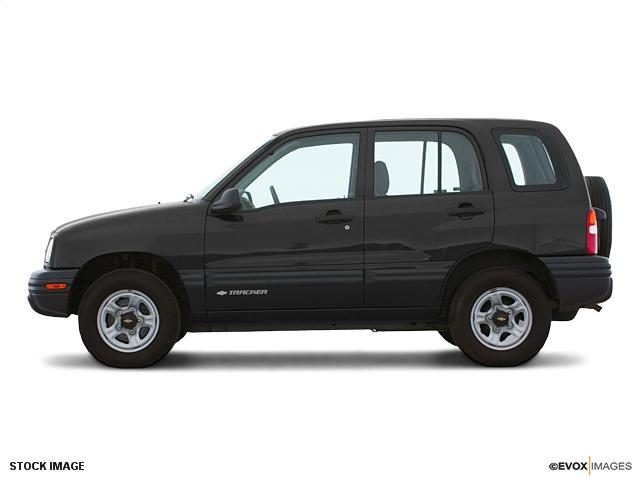 Photo of 2003 Chevrolet Tracker