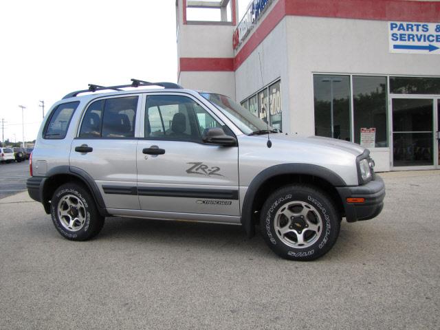 Photo of 2004 Chevrolet Tracker