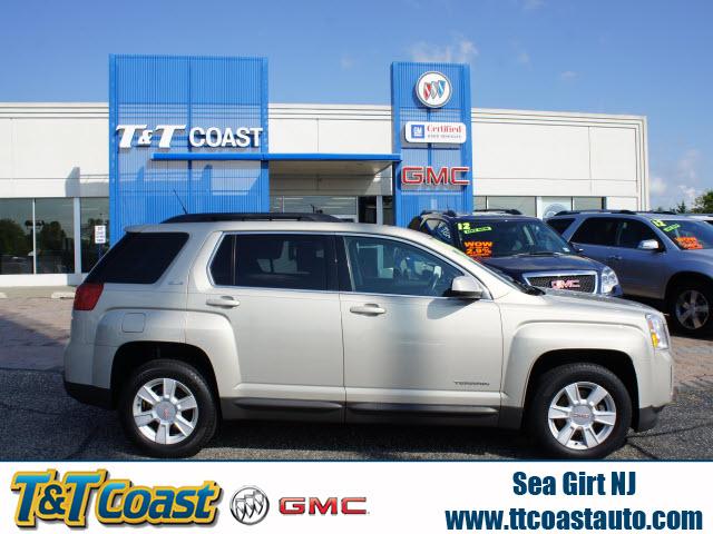 Photo of 2010 GMC Terrain