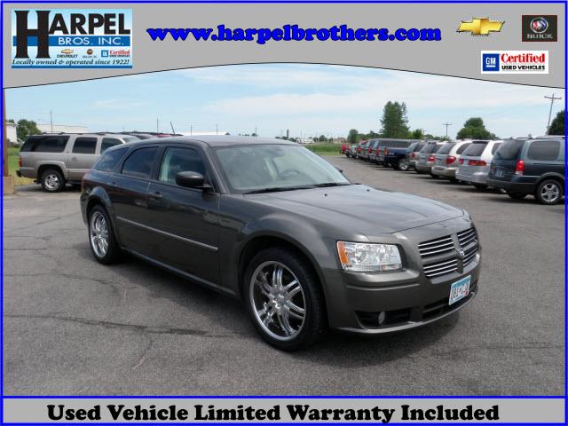 Photo of 2008 Dodge Magnum