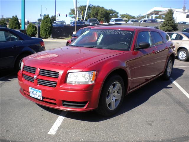 Photo of 2008 Dodge Magnum