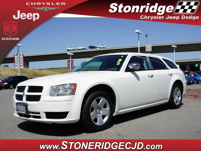 Photo of 2008 Dodge Magnum