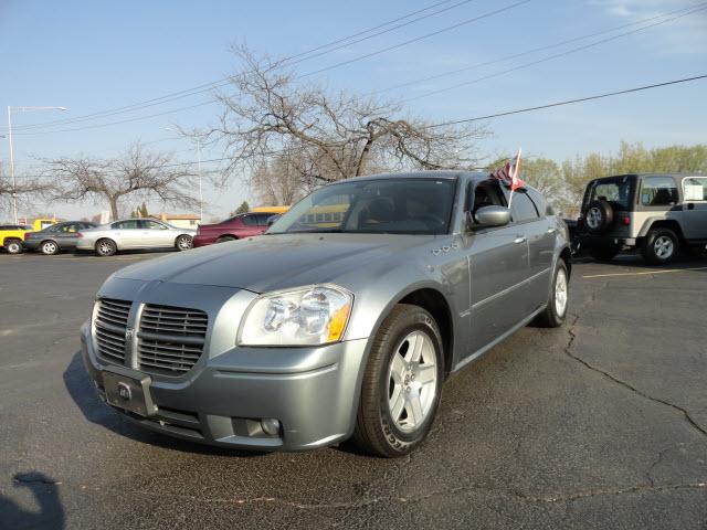 Photo of 2007 Dodge Magnum