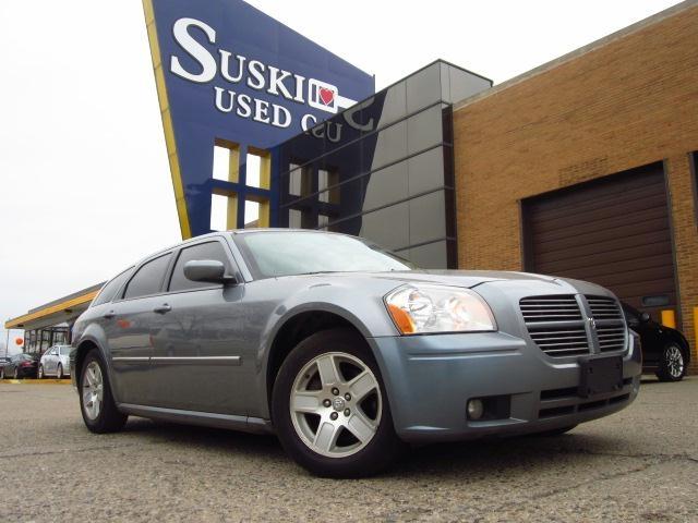 Photo of 2006 Dodge Magnum