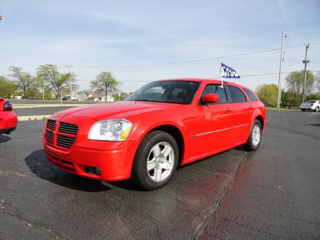 Photo of 2007 Dodge Magnum