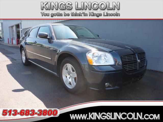 Photo of 2007 Dodge Magnum