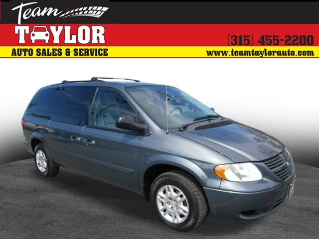 Photo of 2005 Dodge Grand Caravan